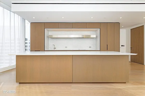 Rented by Citi Habitats | media 33