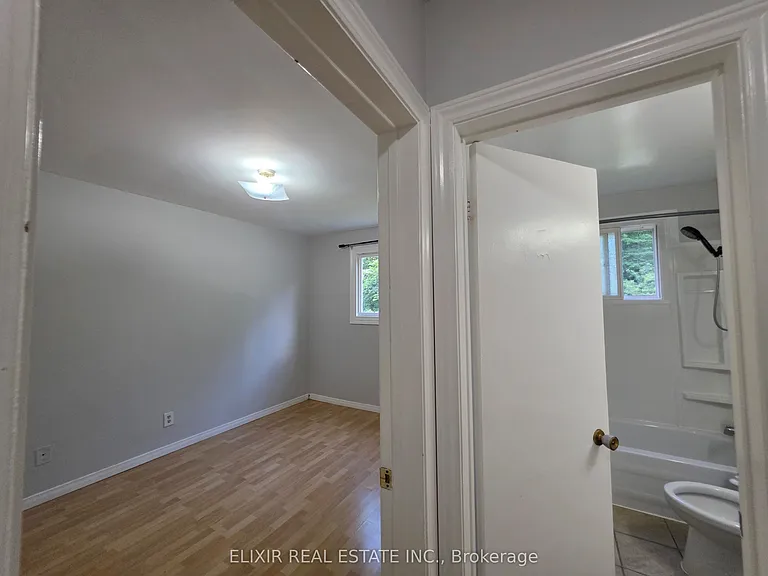 362 Grey St #3 — Photo 10