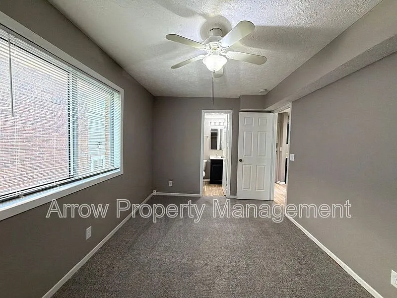 1 bed, 1.0 bath, 476 sqft, $650 — Photo 2