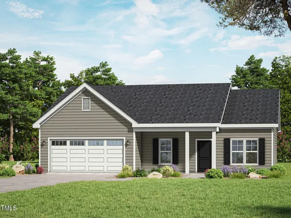 1816 Reservation Rd, Aberdeen, NC 28315