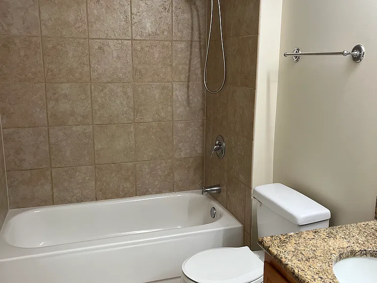 750 Pearson St #808 — Photo 10