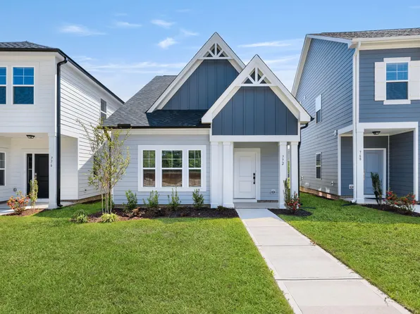 772 Lightrail Dr, Knightdale, NC 27545