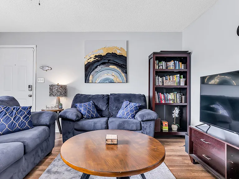 611 Doane Dr #A — Photo 8
