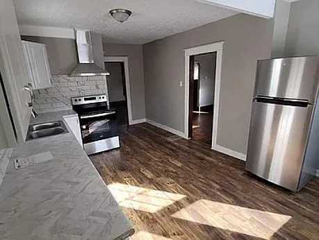 348 Fernwood Ave — Photo 4