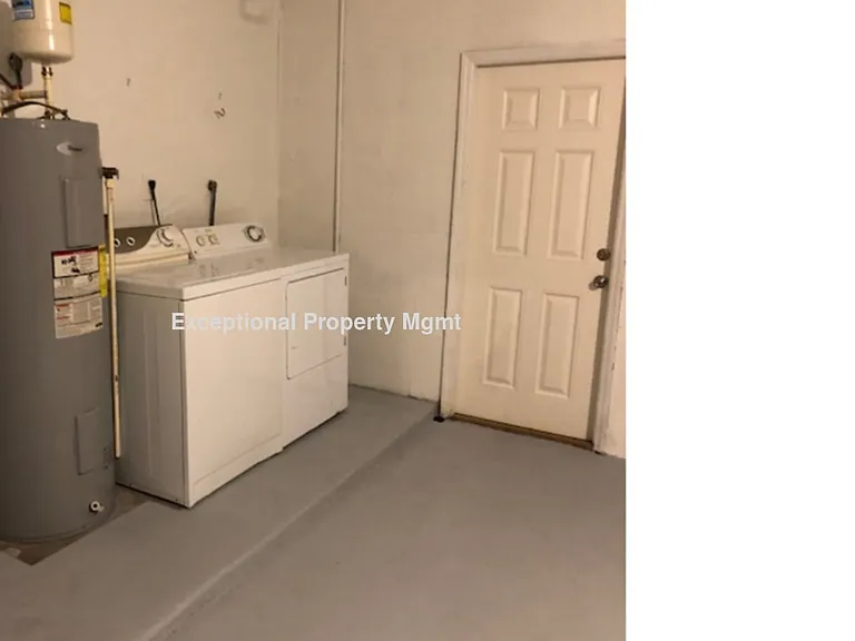 1715 SE 6th Ln — Photo 21