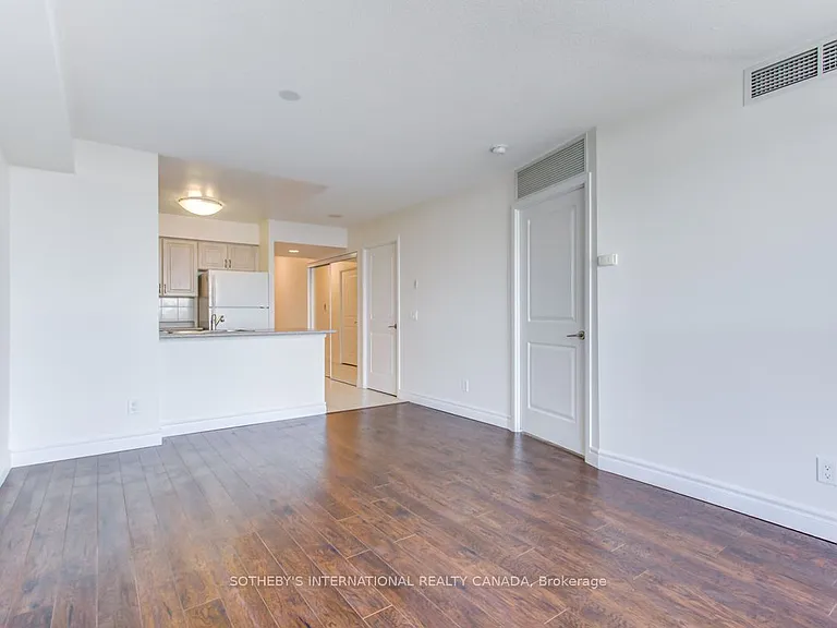4968 Yonge St #3601 — Photo 8
