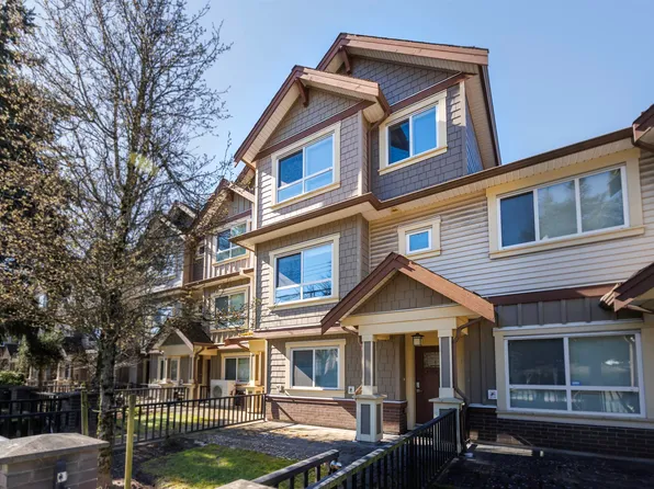 7551 No 2 Rd #13, Richmond, BC V7C 3L7