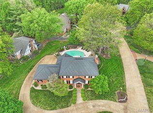 6 Pinebrook Ct, Edwardsville, IL 62025