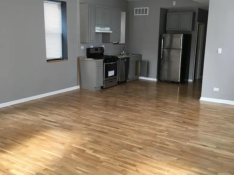 1500 W Chestnut St #1 — Photo 13