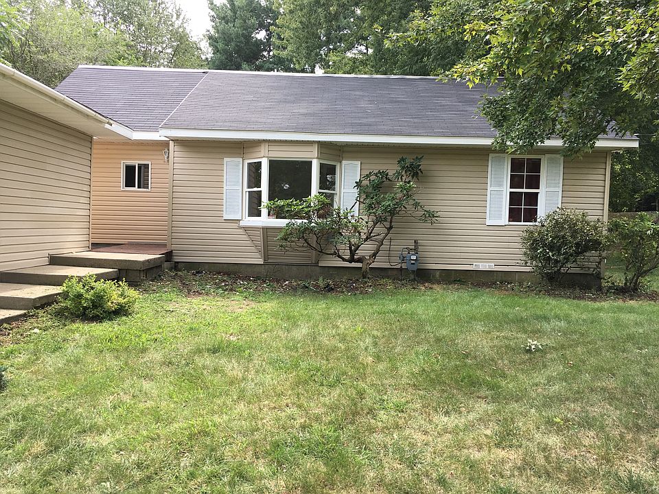 1st image of 24580 Perkins Ave