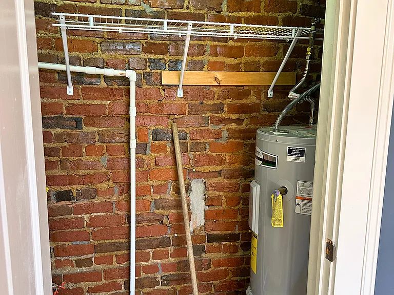 1202 Main St — Photo 21