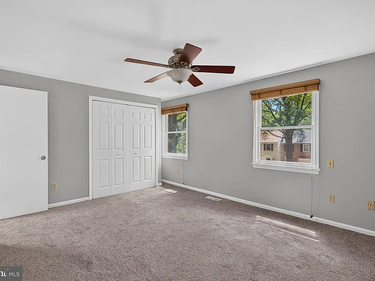 8228 Goldstream Ct — Photo 16