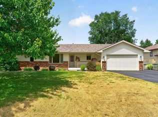 4930 Minns Dr, Machesney Park, IL 61115