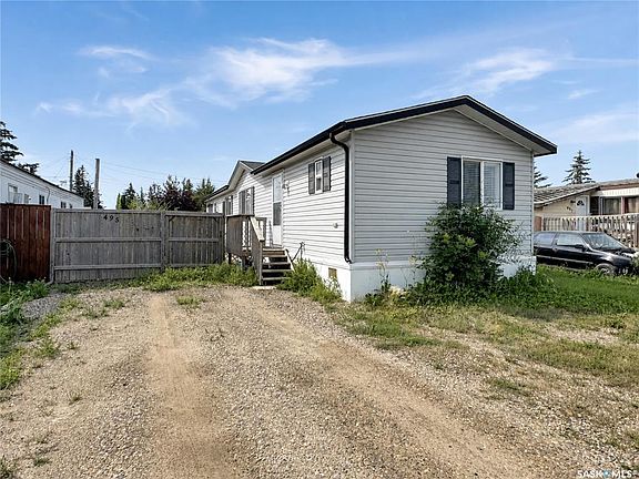 2nd image of 495 32nd STREET