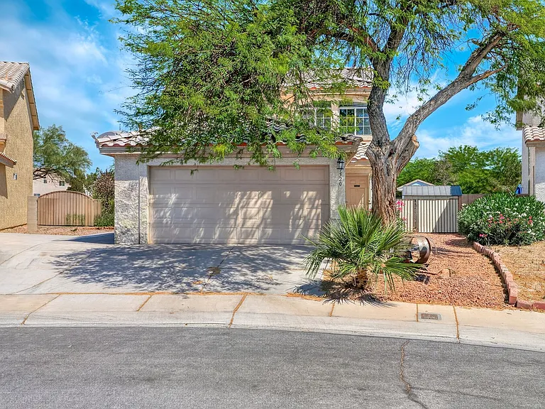 7520 Bowles Dr — Photo 27