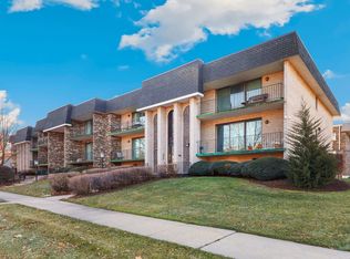 9122 S Pulaski Rd APT 1E, Oak Lawn, IL 60453