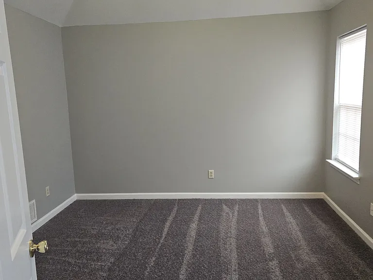 8382 Regal Bend Dr — Photo 18