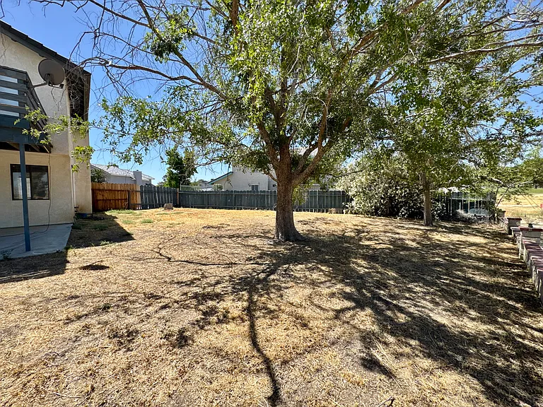 21235 Windsong St — Photo 31