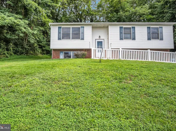 396 Whiteside Ave, Highspire, PA 17034