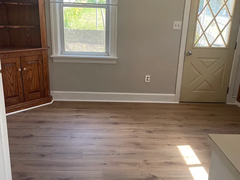 1524 Fairview St — Photo 11