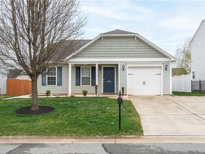 3938 Creekmoore Dr, Winston Salem, NC, 27101