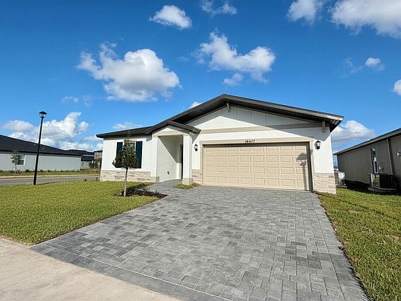 3rd image of 14417 SW New Dawn Road