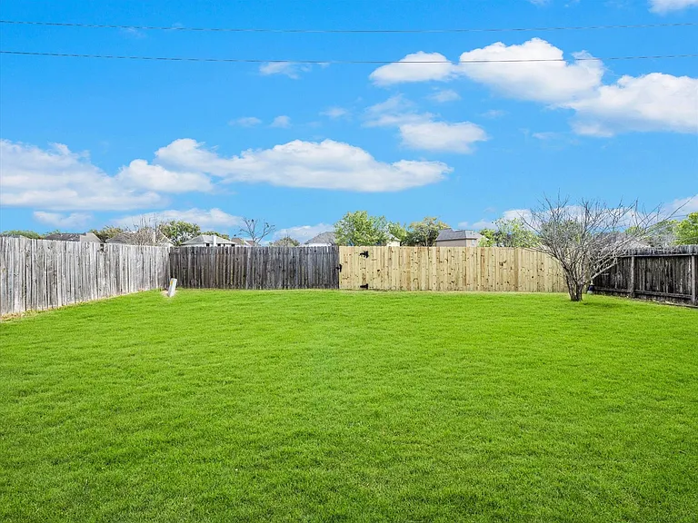 16423 Ash Point Ln — Photo 44
