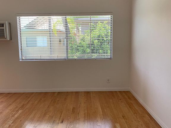 4th image of 4401 W Verdugo Ave #X