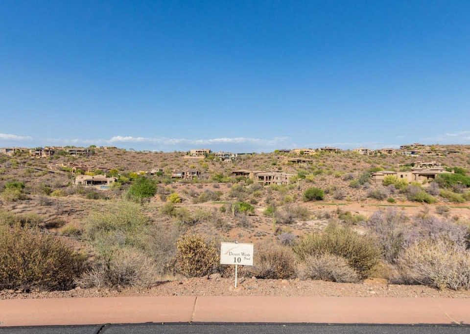 1st image of 9503 N Desert Wash Trl