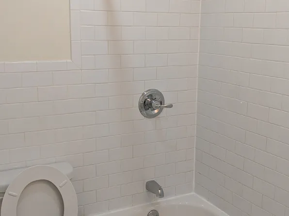 247 Wadsworth Avenue image 6 of 6