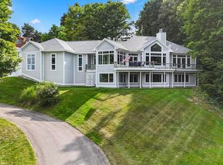 13857 S Windcrest Ct, Traverse City, MI 49684