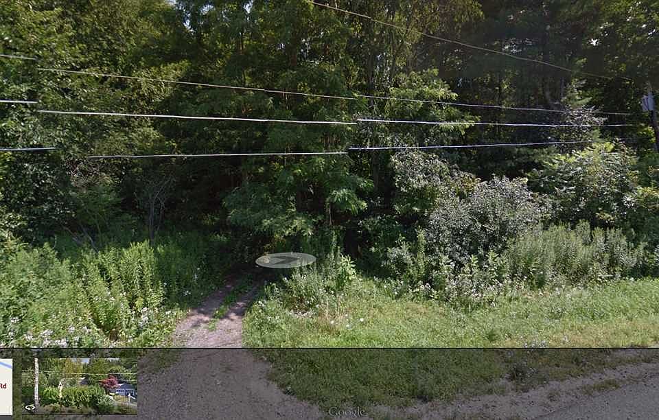 2nd image of 220 W Milton Rd
