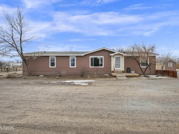 3525 Citrus St, Silver Springs, NV 89429