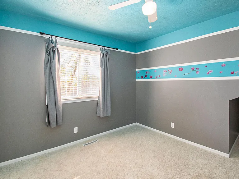 7202 S 155th Ave — Photo 12
