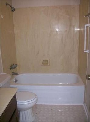 4th image of 2901 Maryland Ave APT C