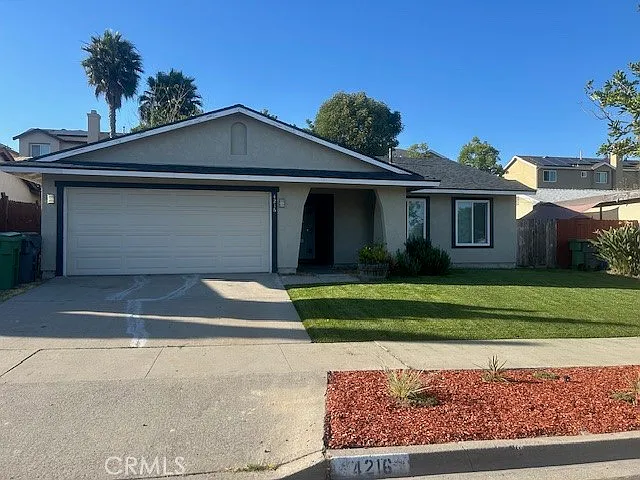 4 bed, 1396 sqft, $4,200 — Photo 2