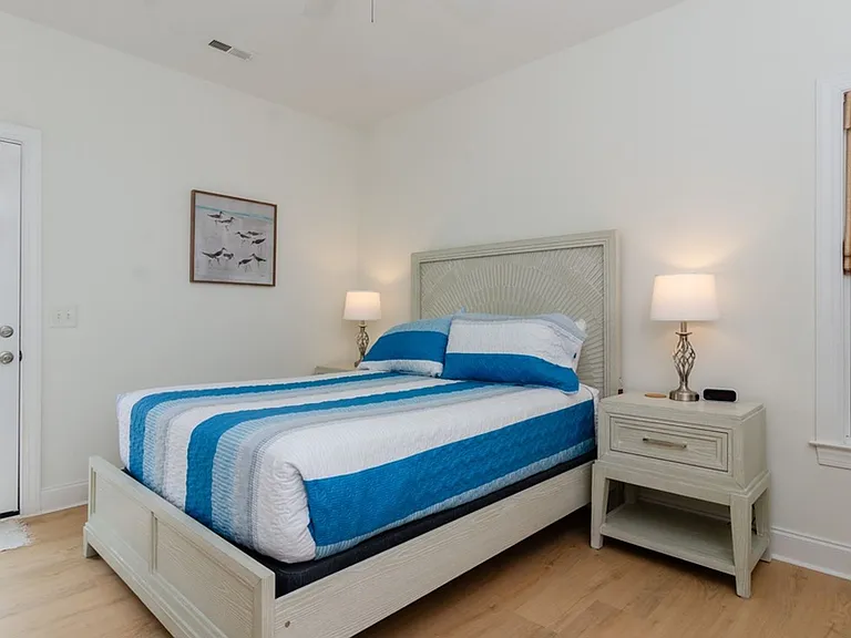 1713 Mackerel Ln — Photo 16