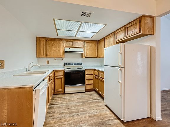 5th image of 1701 E Katie Ave APT 18