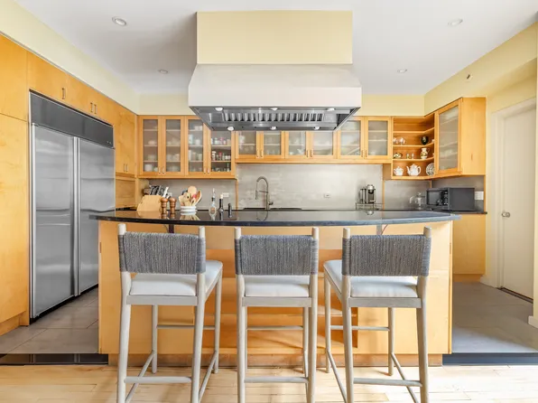 46 West 90th Street image 6 of 12