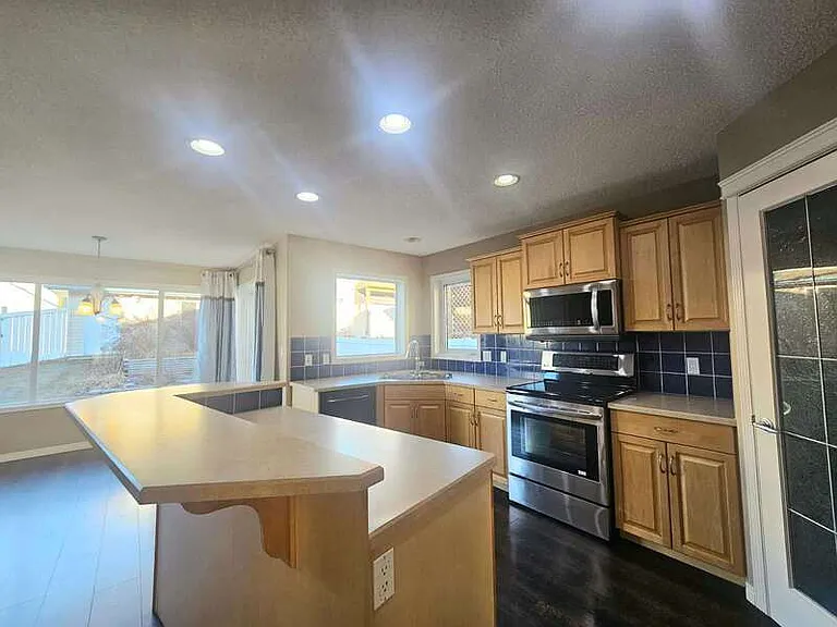 1824 Tufford Way NW — Photo 6