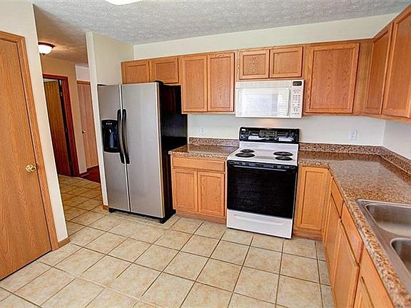 3rd image of 2448 Homeland Ct