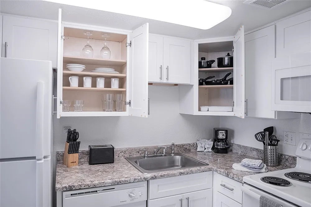 Scottsdale Park Suites — Photo 3