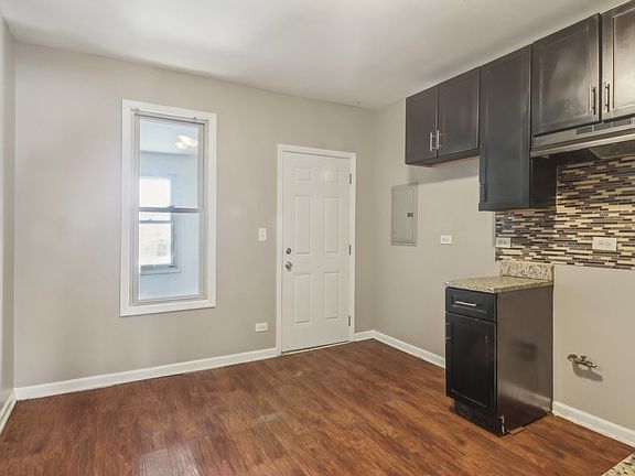 4th image of 6851 S Wabash Ave