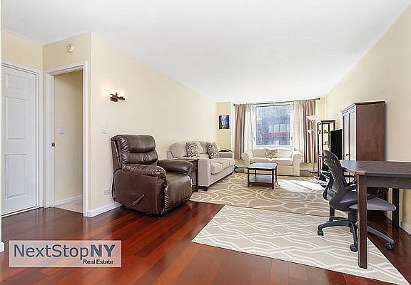 3rd image of 245 E 54th St APT 14M