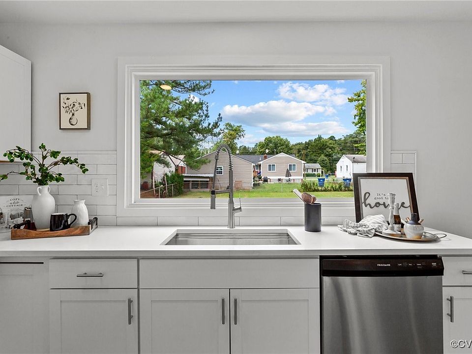 1st image of 1118 Fairbank Ln