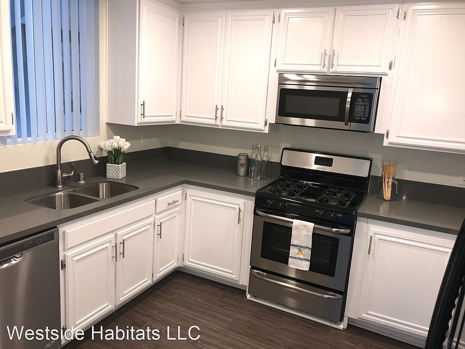 1st image of 4532 Murietta Ave APT 109