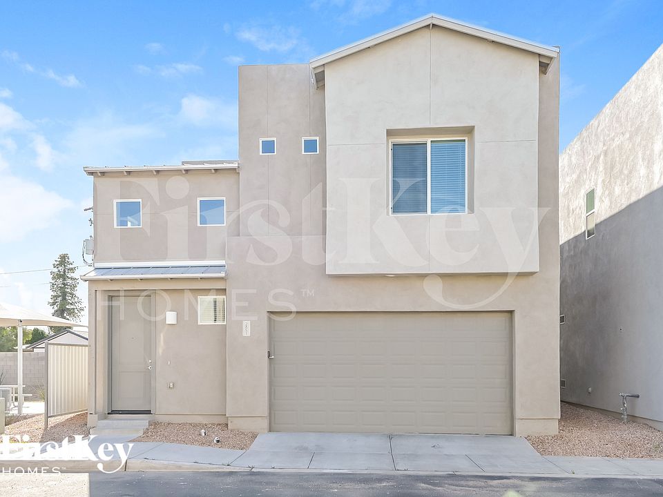 1st image of 2851 N Fair Oaks Ave