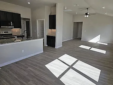5817 Coushatta Drive - 1 — Photo 2