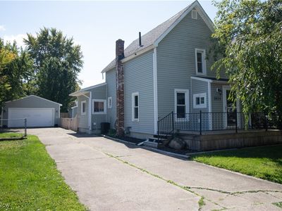 1614 E 49th St, Ashtabula, OH, 44004