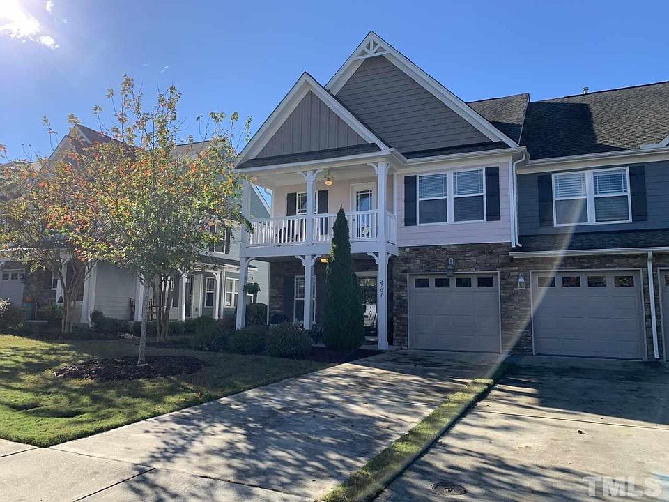 1st image of 2707 Bartlett Cir